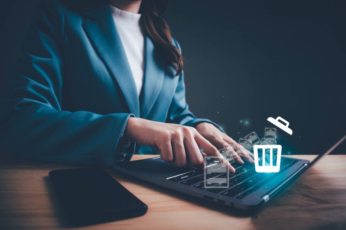 Alt text : Suppression de code obsolète et nettoyage de la dette technique pour transformer le legacy en actif stratégique