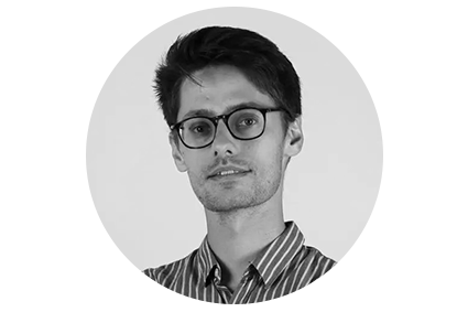 image d'un collaborateur codyssée, noir et blanc